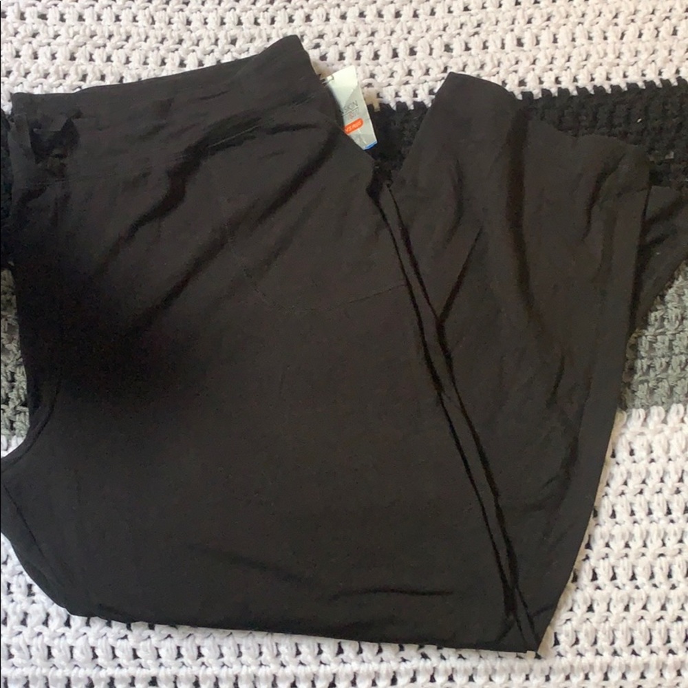 Danskin now pocket sweats